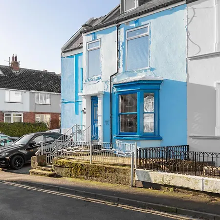 Compact Room, Free Private Parking *